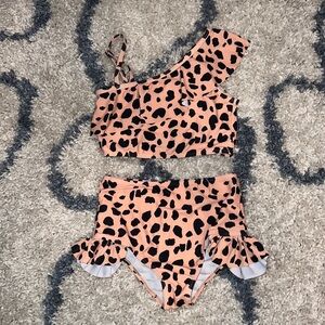 🐆 Leopard bathing suit 🐆